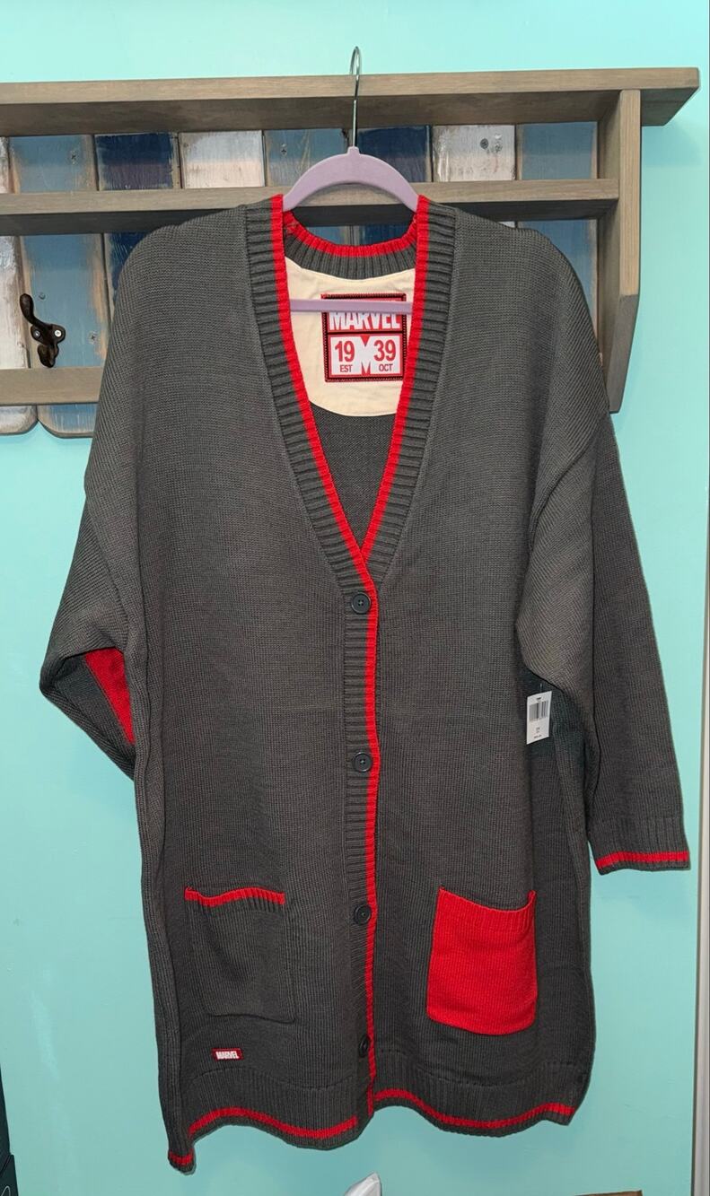 Marvel Gray and Red Cardigan button up sweater Size Men’s XXL